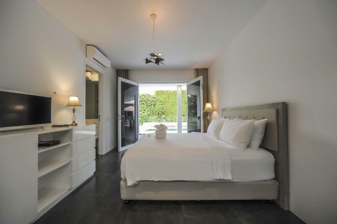 Casa Priya Petitenget スミニャック エクステリア 写真