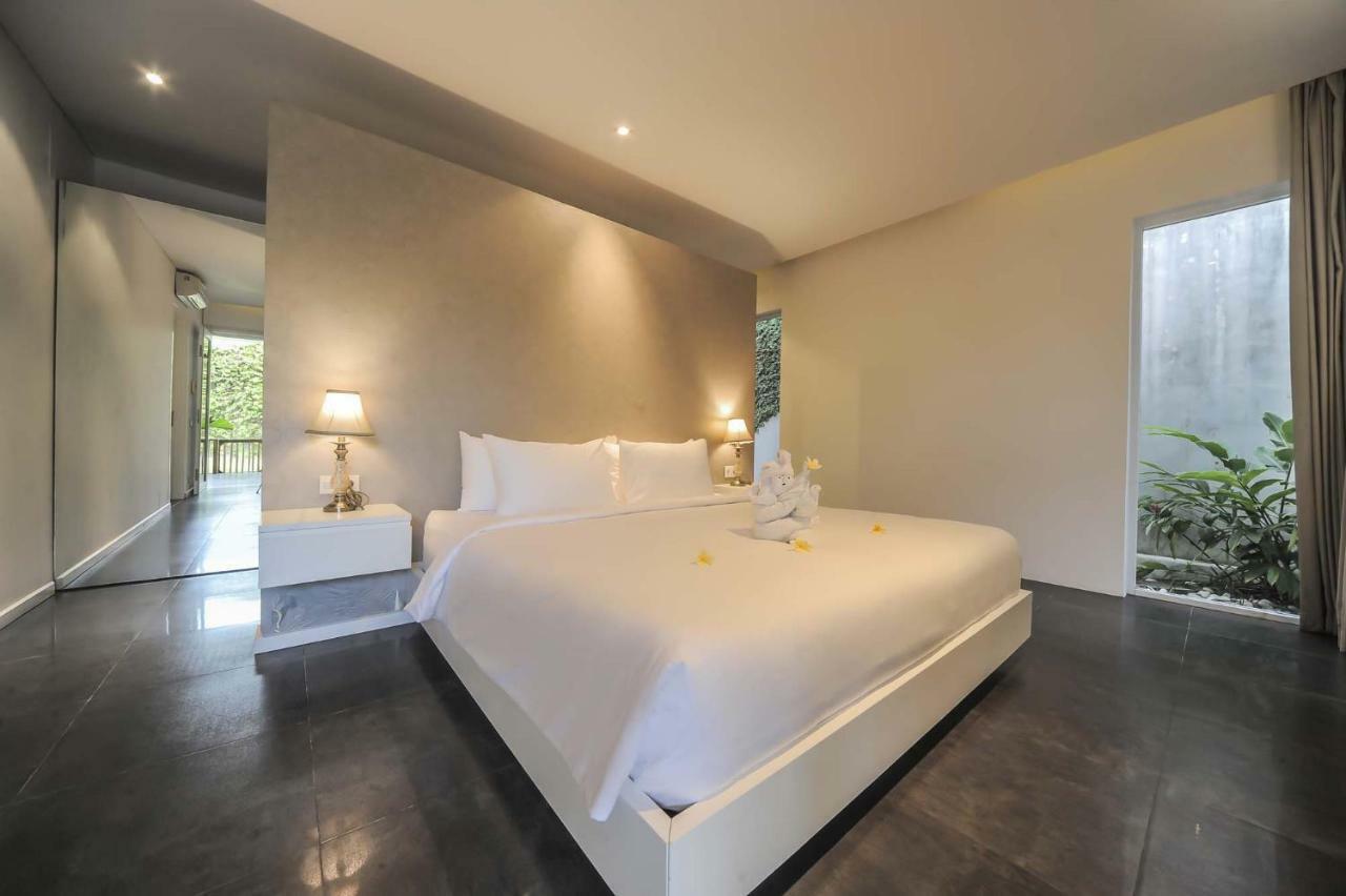 Casa Priya Petitenget スミニャック エクステリア 写真