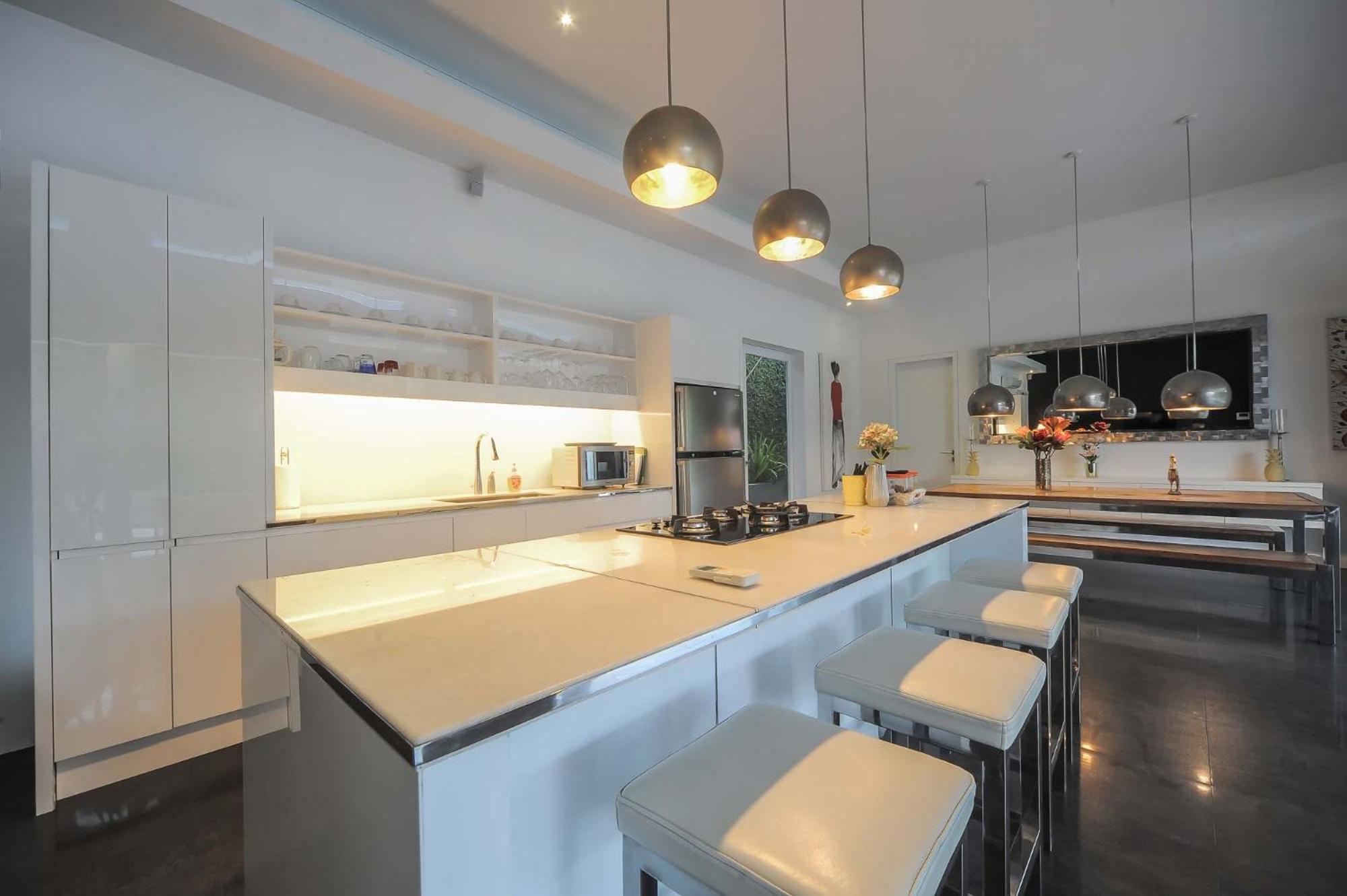Casa Priya Petitenget スミニャック エクステリア 写真