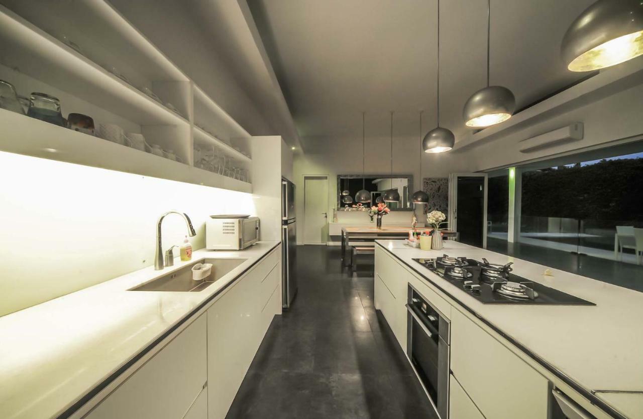 Casa Priya Petitenget スミニャック エクステリア 写真