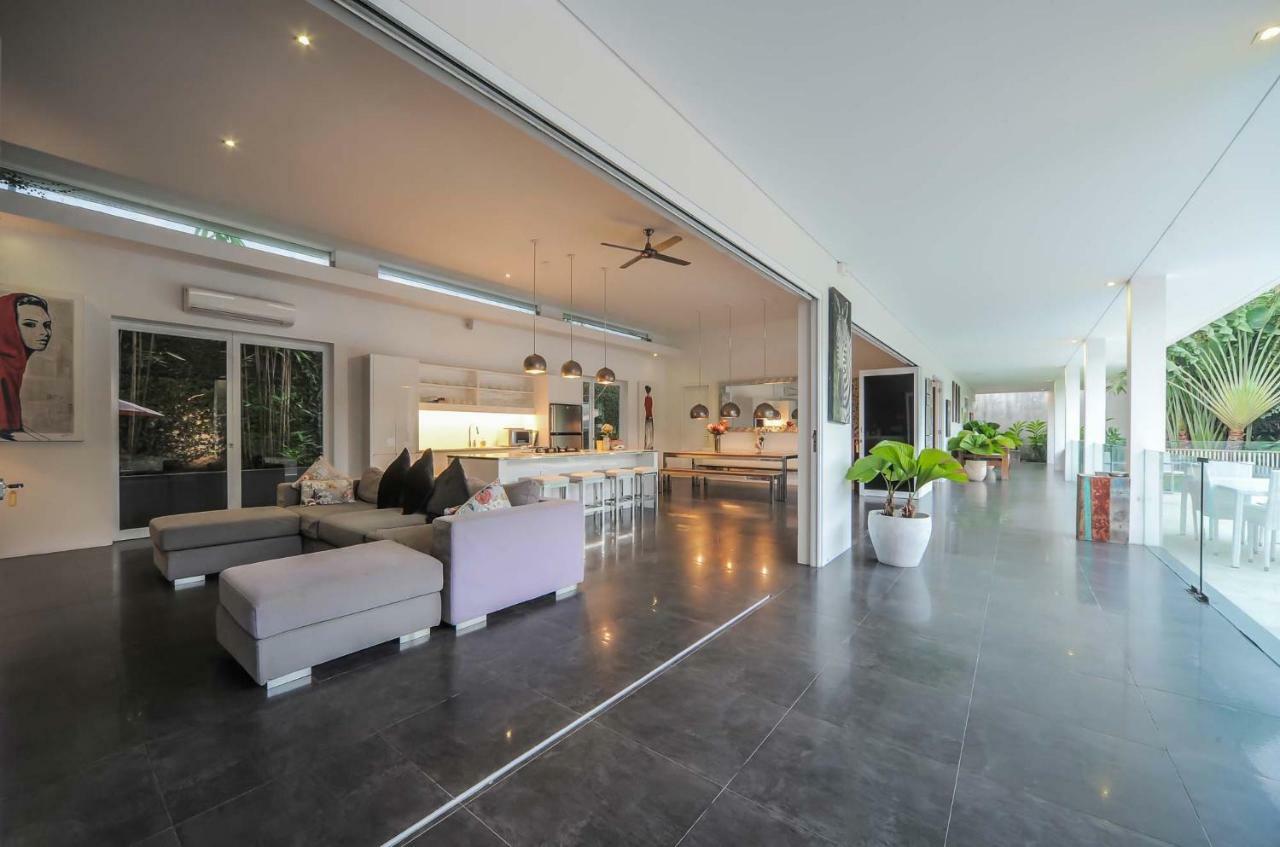 Casa Priya Petitenget スミニャック エクステリア 写真