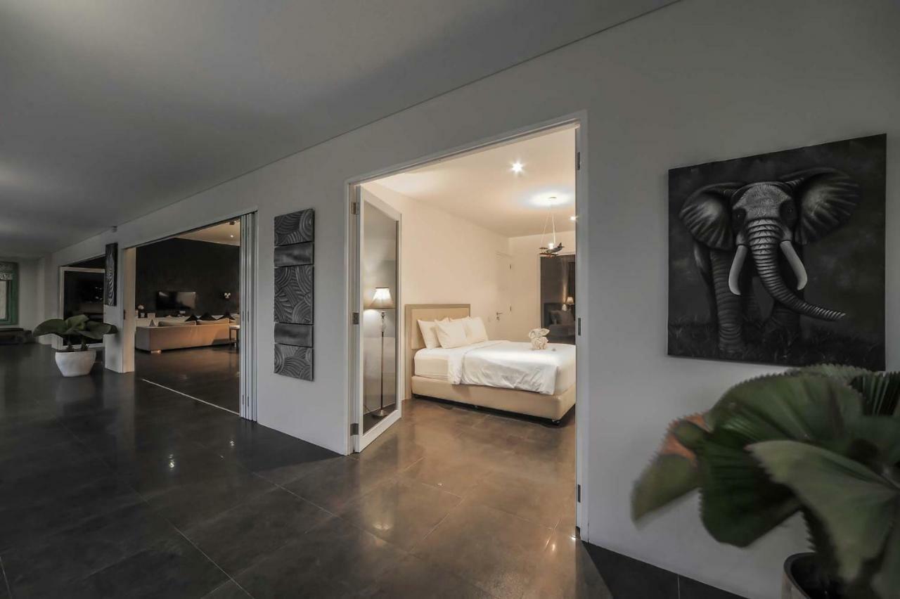 Casa Priya Petitenget スミニャック エクステリア 写真