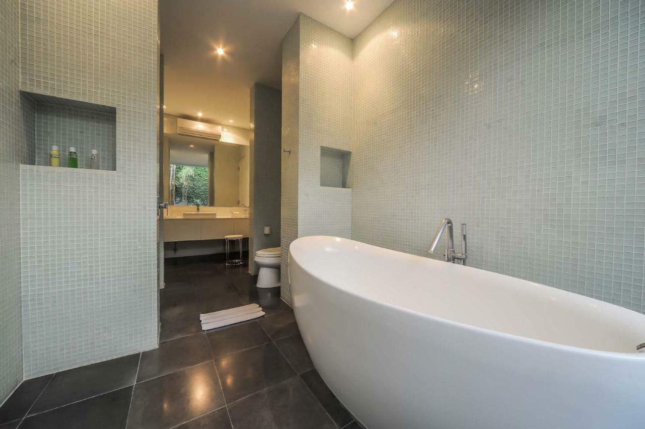 Casa Priya Petitenget スミニャック エクステリア 写真